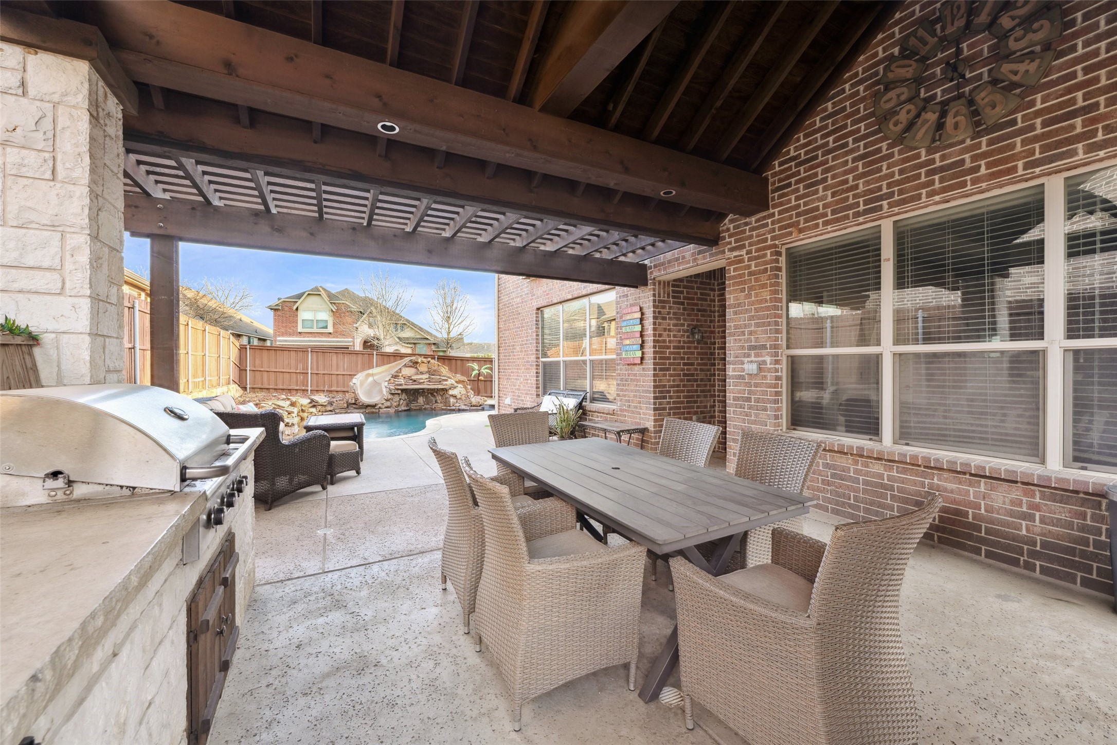 2300 Holder Drive Euless TX 76039