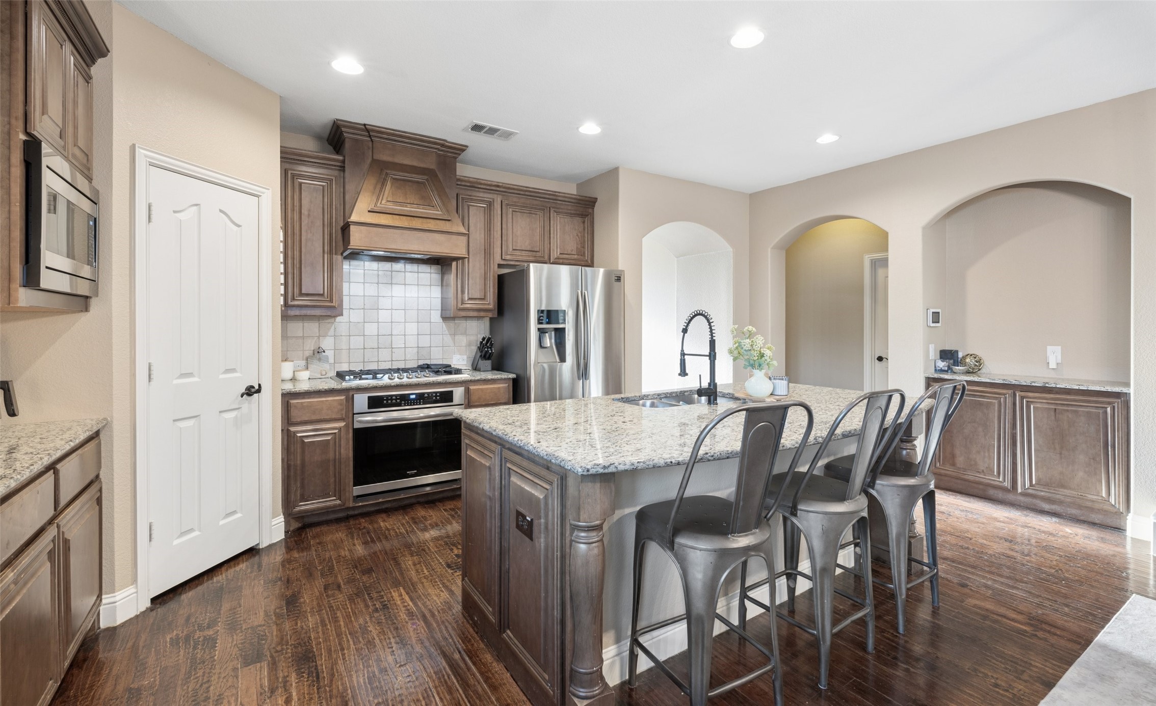 2300 Holder Drive Euless TX 76039