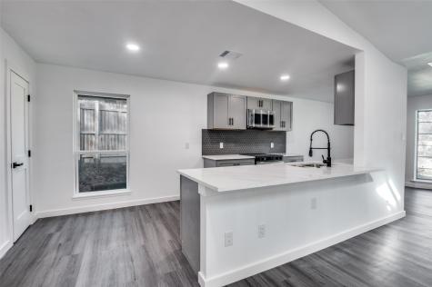 1241 Springbrook Drive Desoto TX 75115
