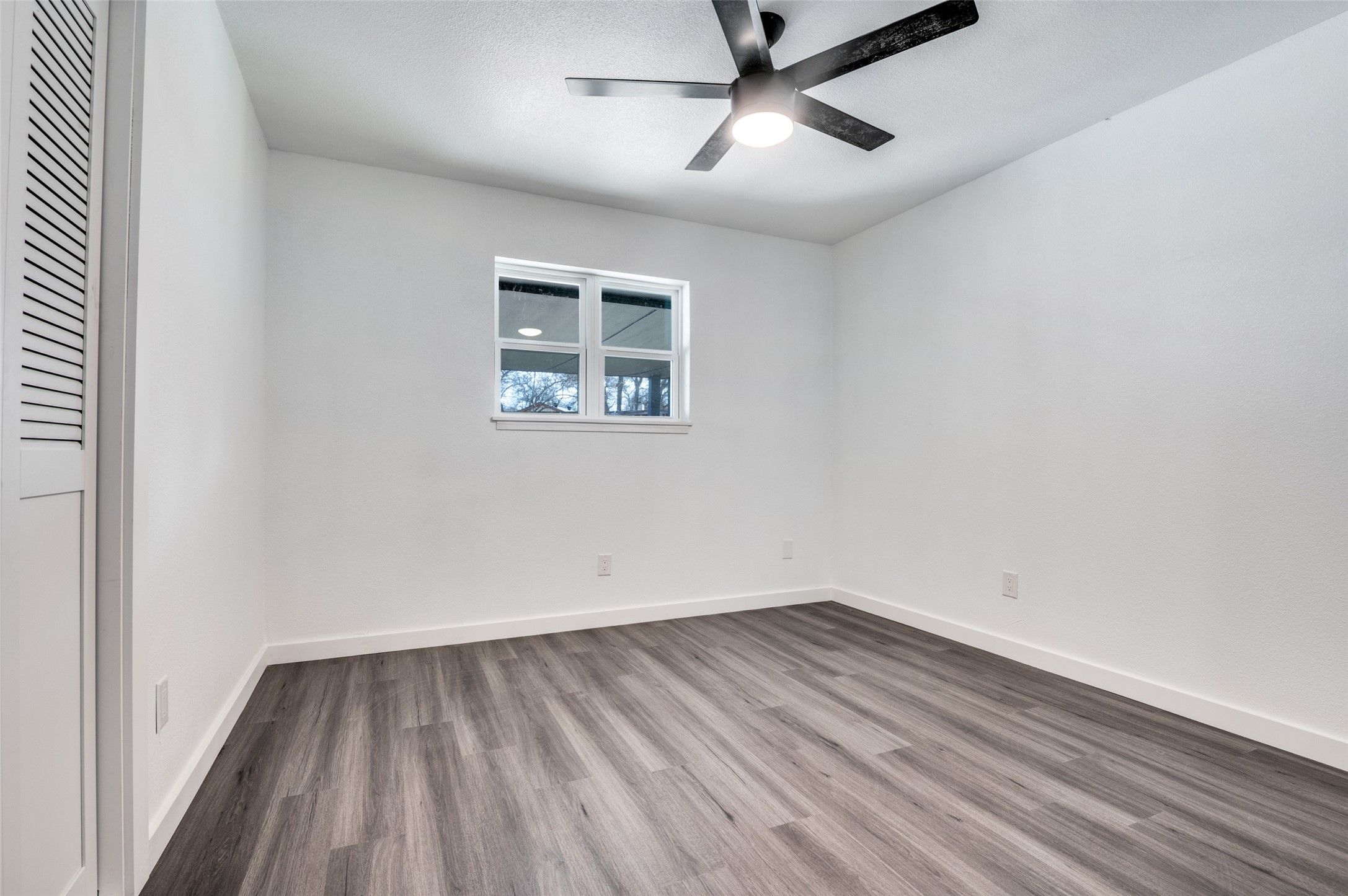 1241 Springbrook Drive Desoto TX 75115