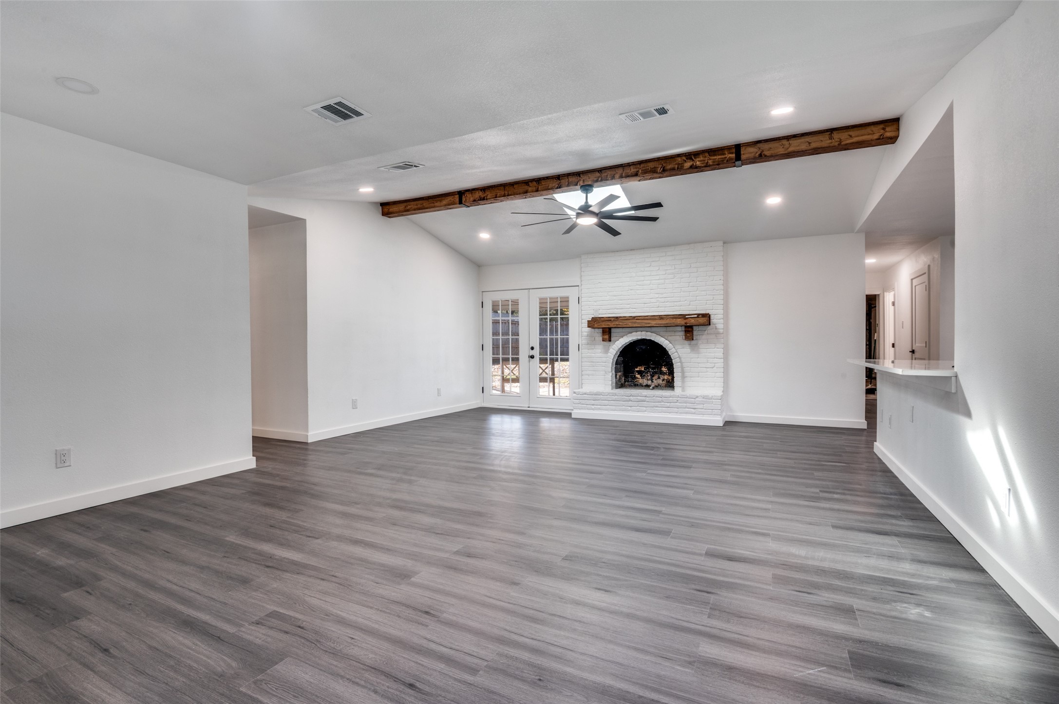 1241 Springbrook Drive Desoto TX 75115