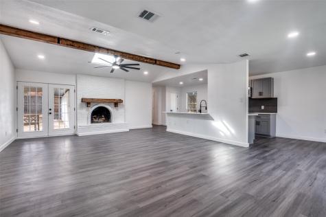 1241 Springbrook Drive Desoto TX 75115