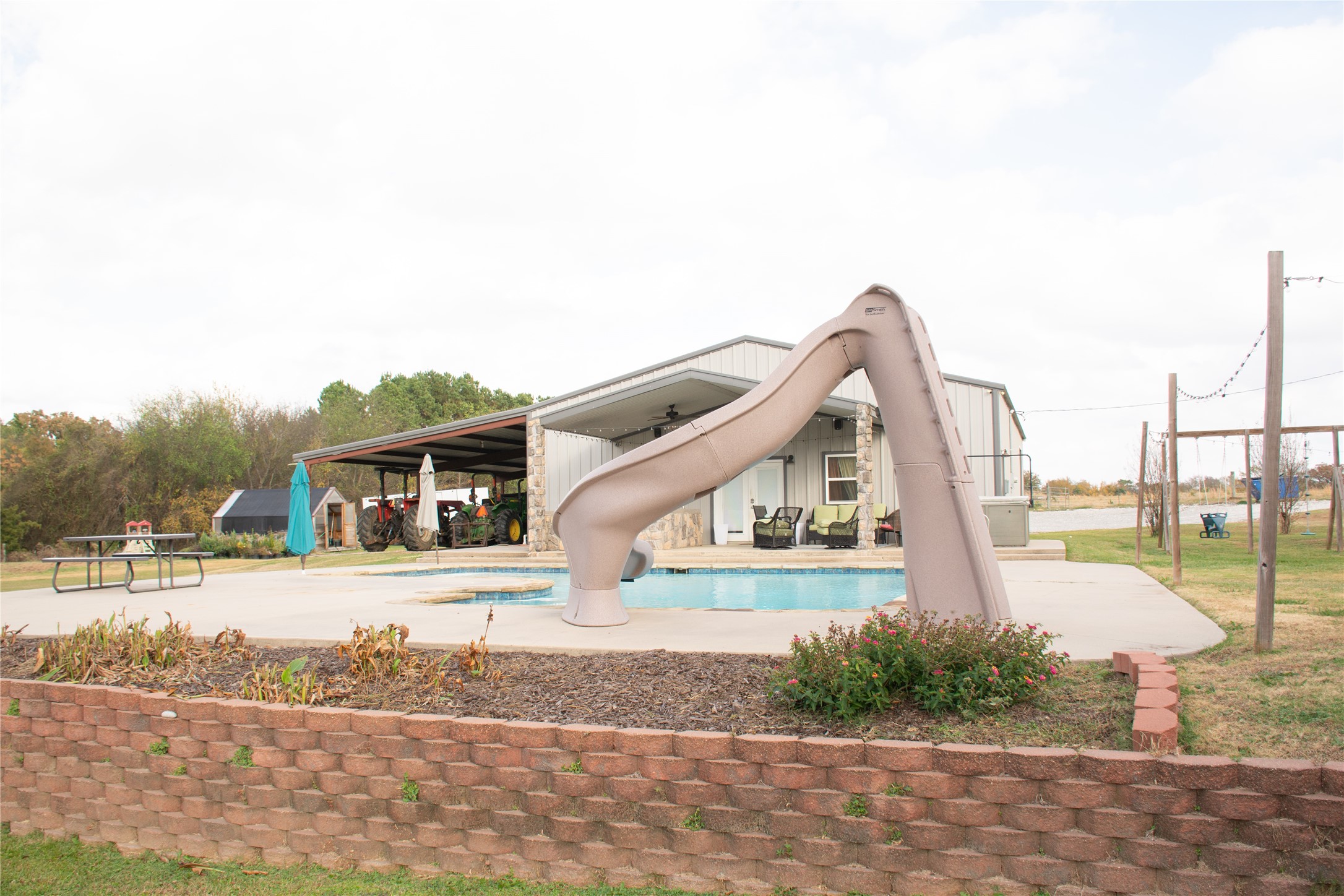 1550 County Road 3385 Saltillo TX 75478