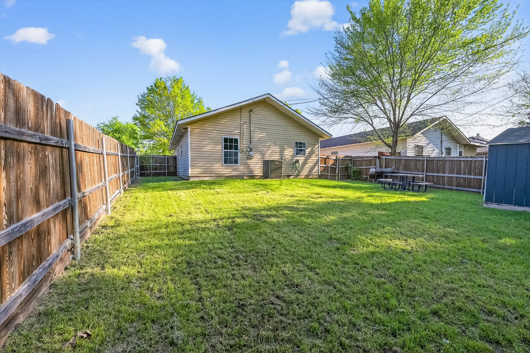 3445 Pinebrook Drive Dallas TX 75241