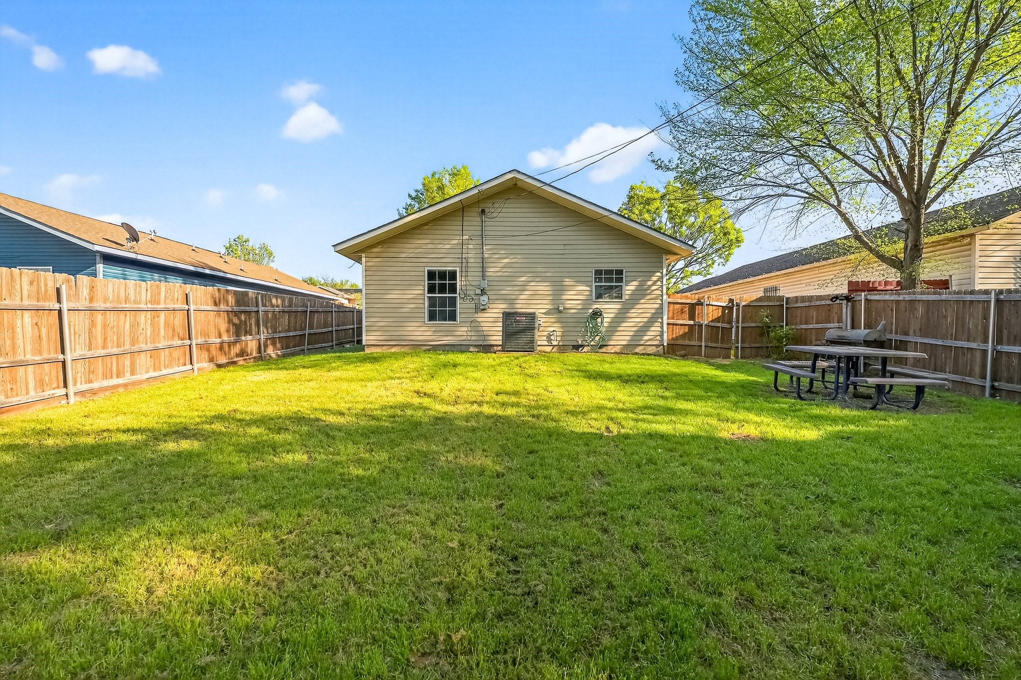 3445 Pinebrook Drive Dallas TX 75241