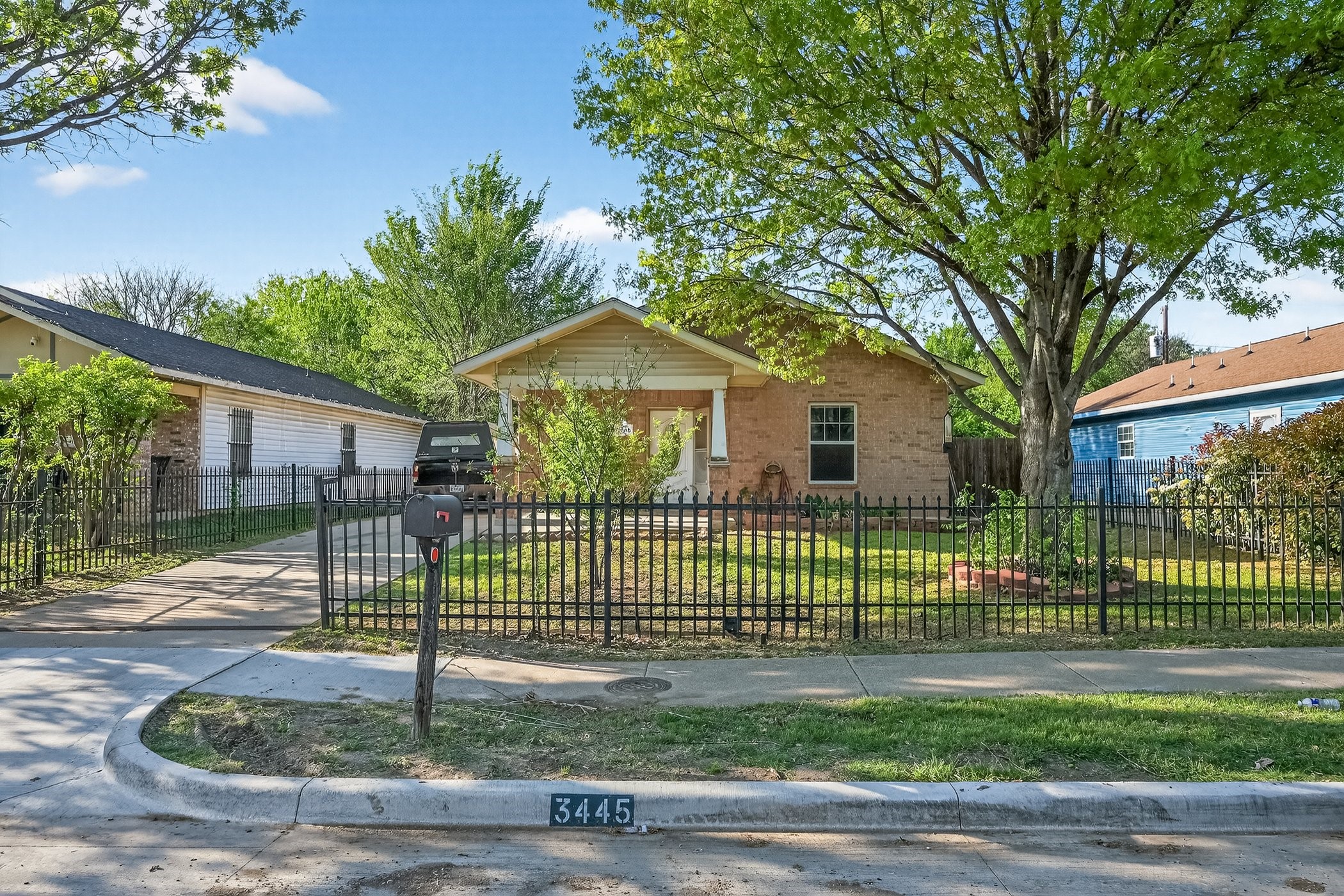 3445 Pinebrook Drive Dallas TX 75241
