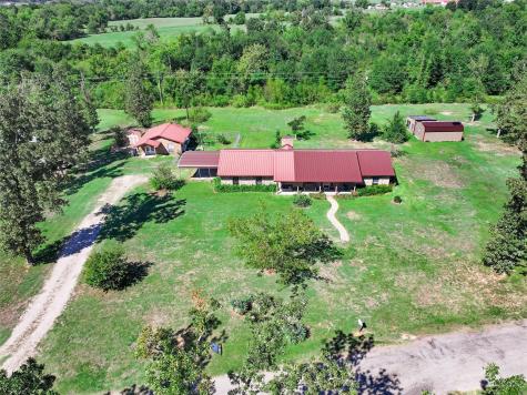320 Rs County Road 3130 Emory TX 75440