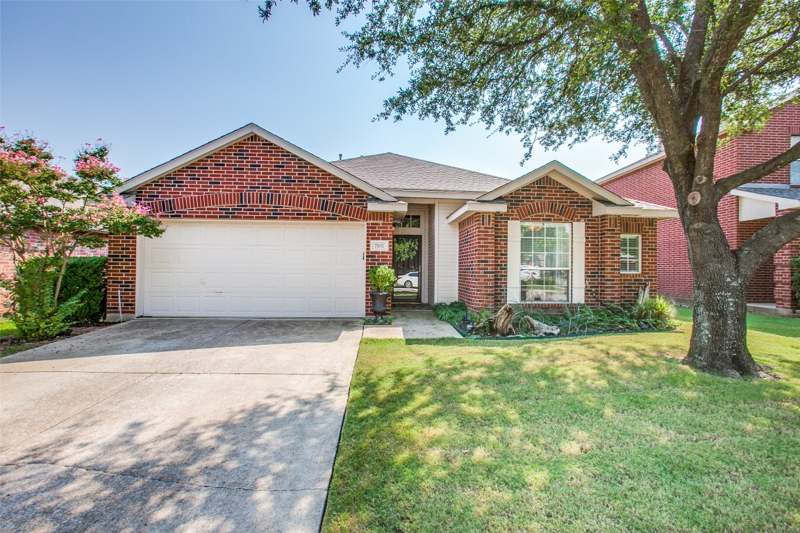 7102 Country Club Drive Sachse TX 75048