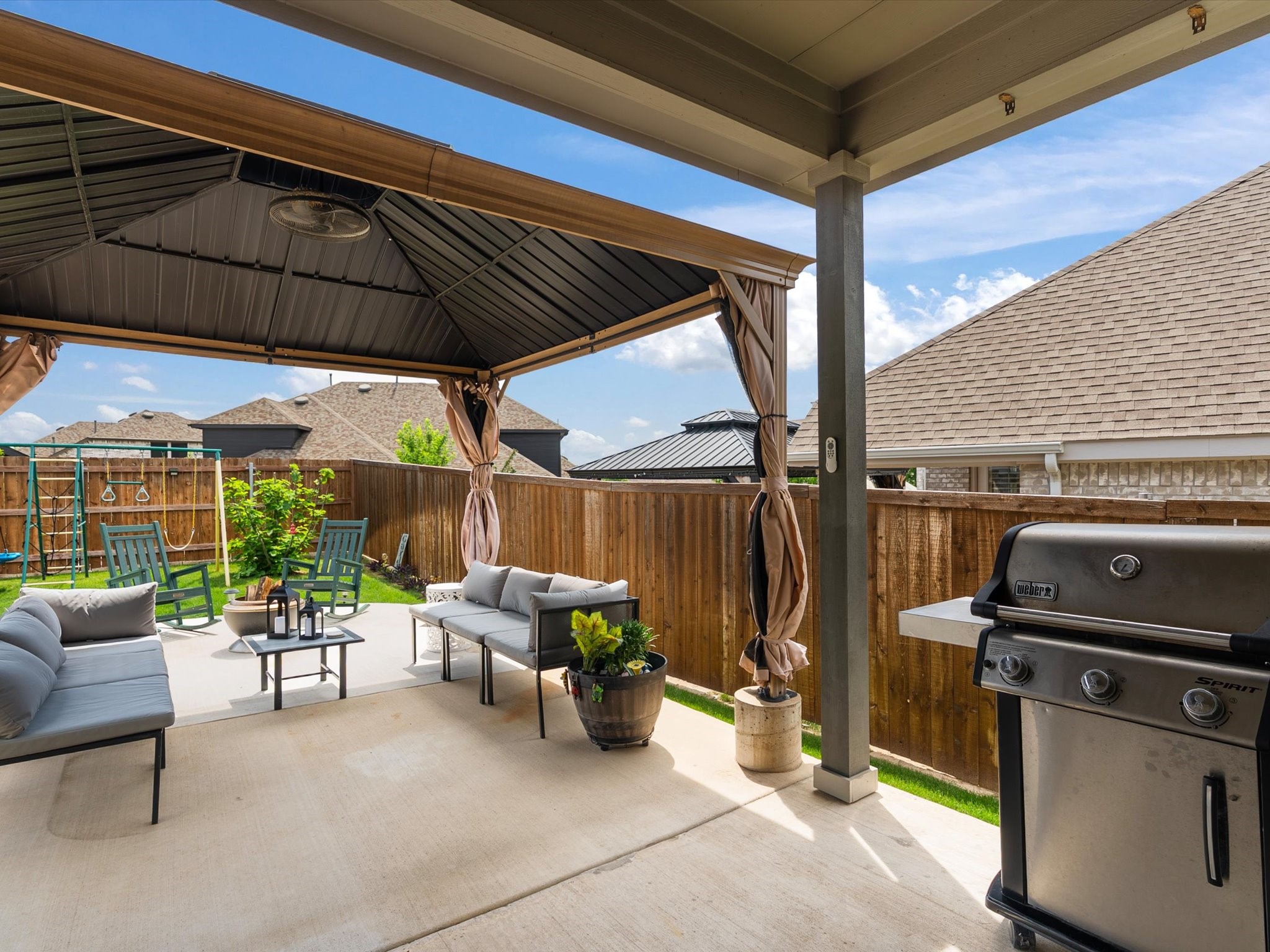 518 N Eagle Point Road Van Alstyne TX 75495