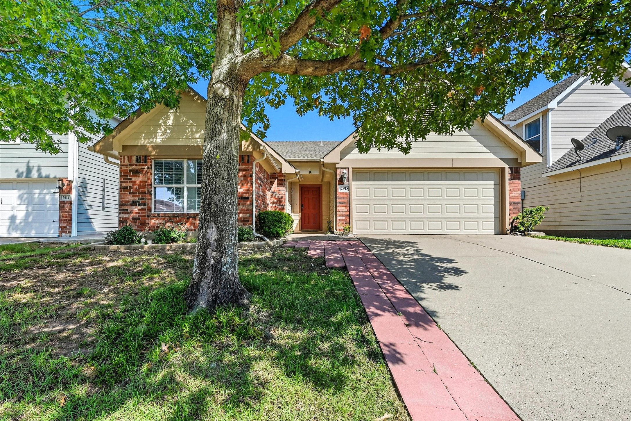 2918 Saint Rita Drive Dallas TX 75233