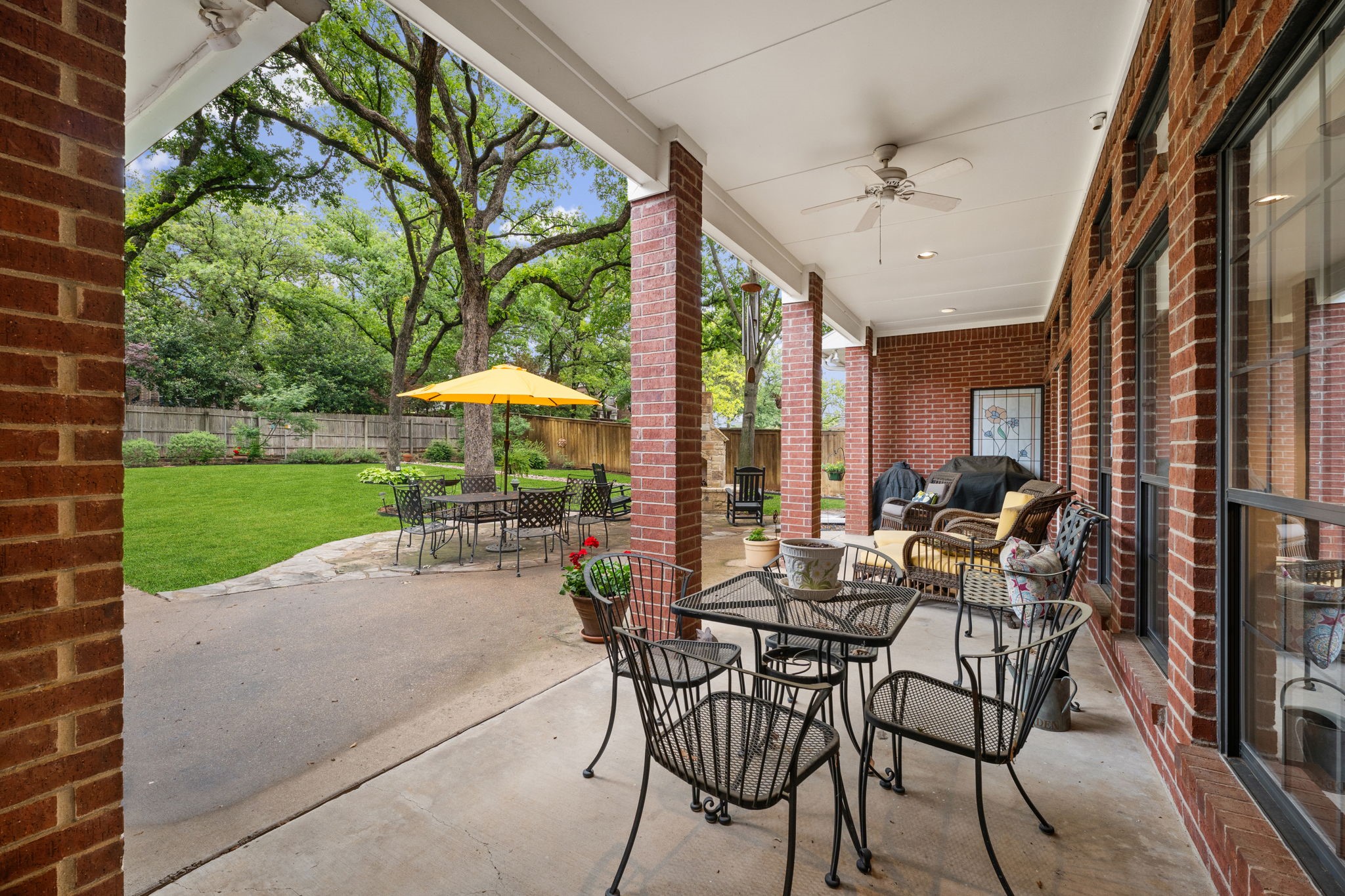 3833 Montecito Drive Denton TX 76205