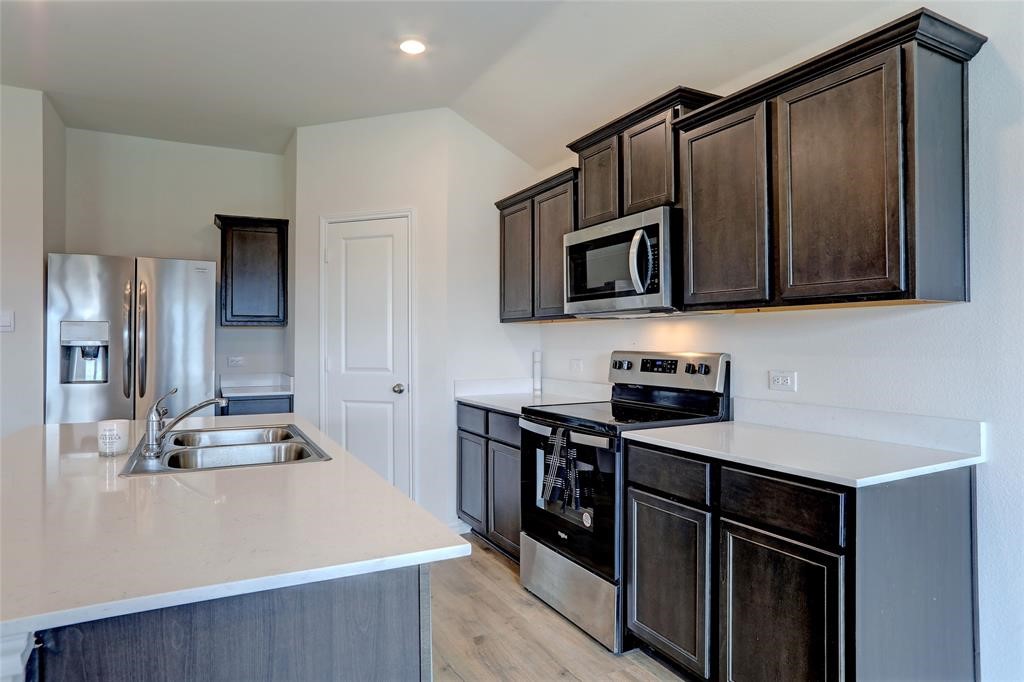 6517 Waterfall Lane Princeton TX 75407