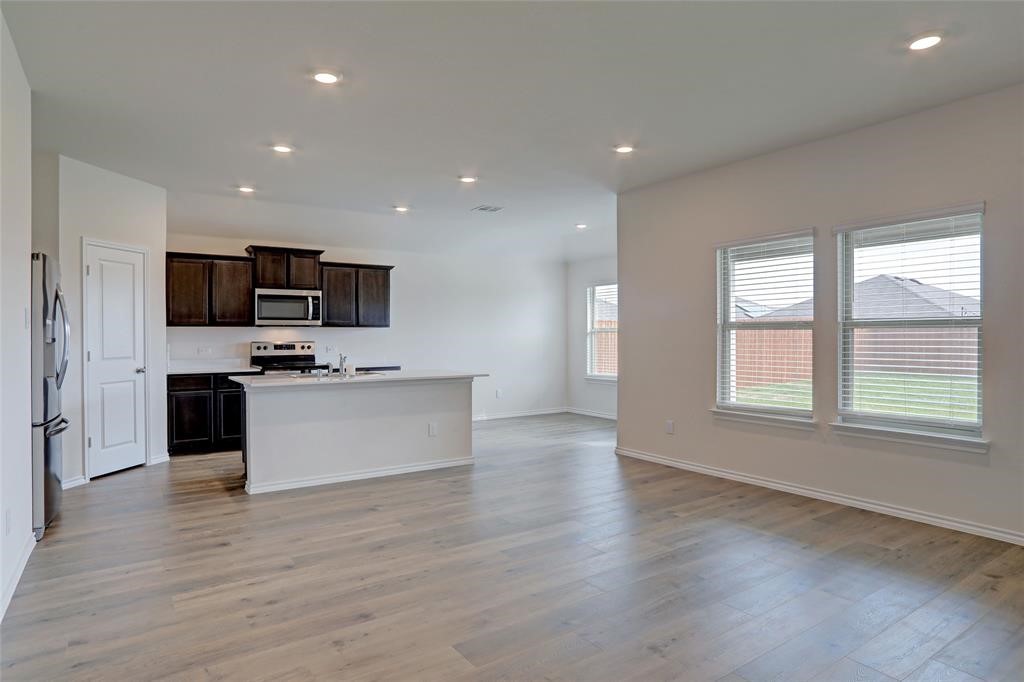 6517 Waterfall Lane Princeton TX 75407