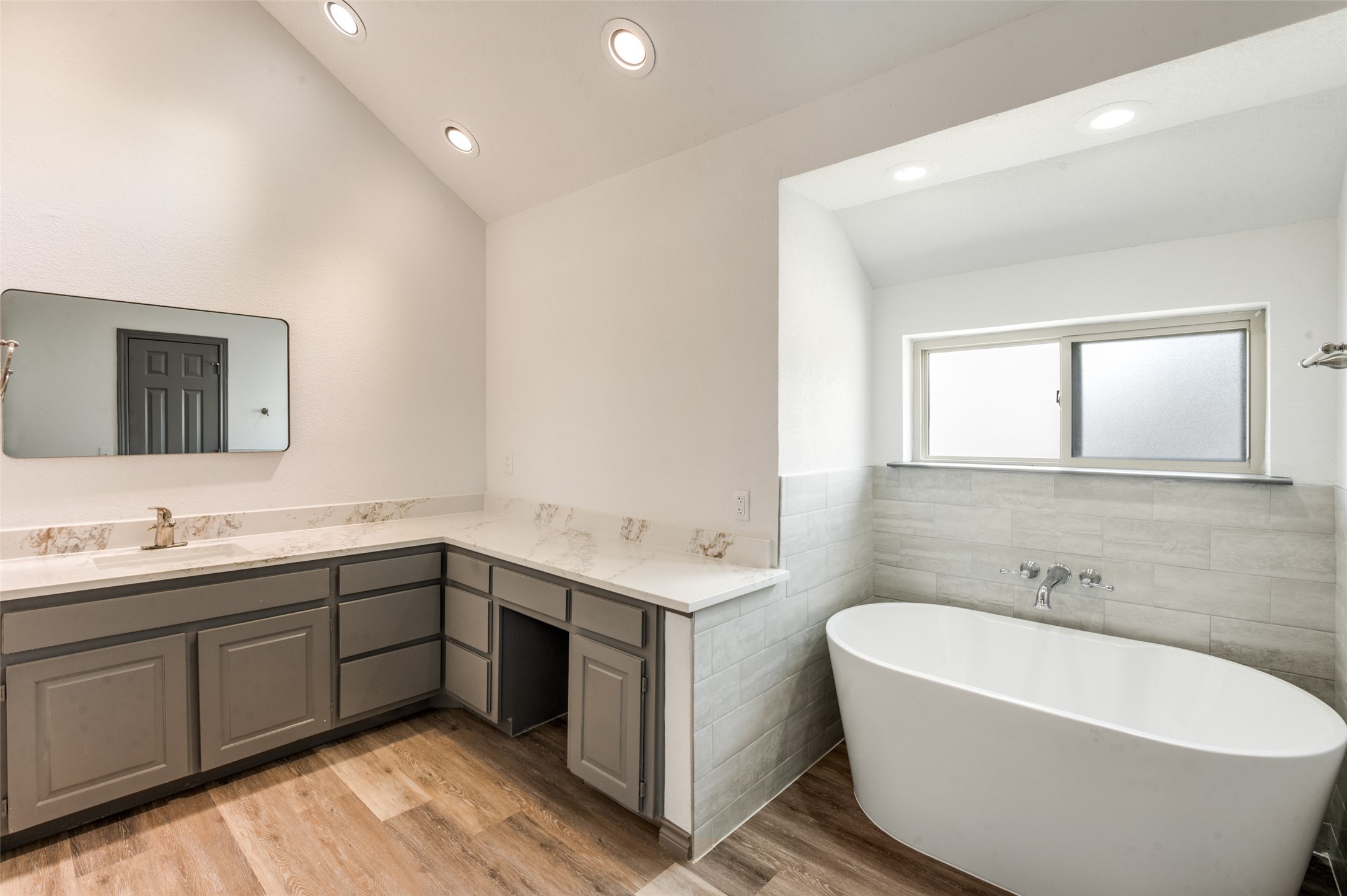 17079 Upper Bay Road Addison TX 75001