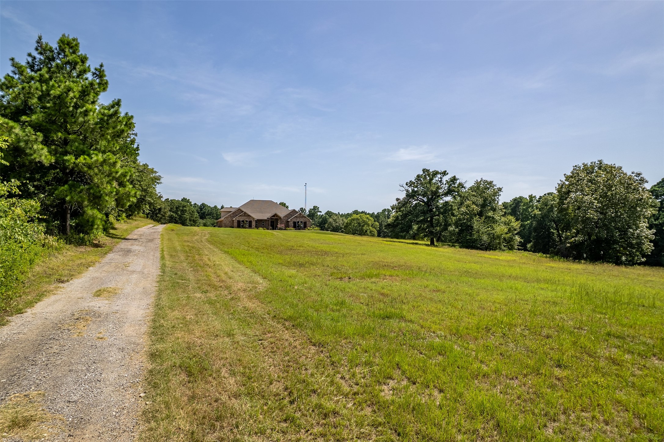 16045 County Road 1130 Flint TX 75762