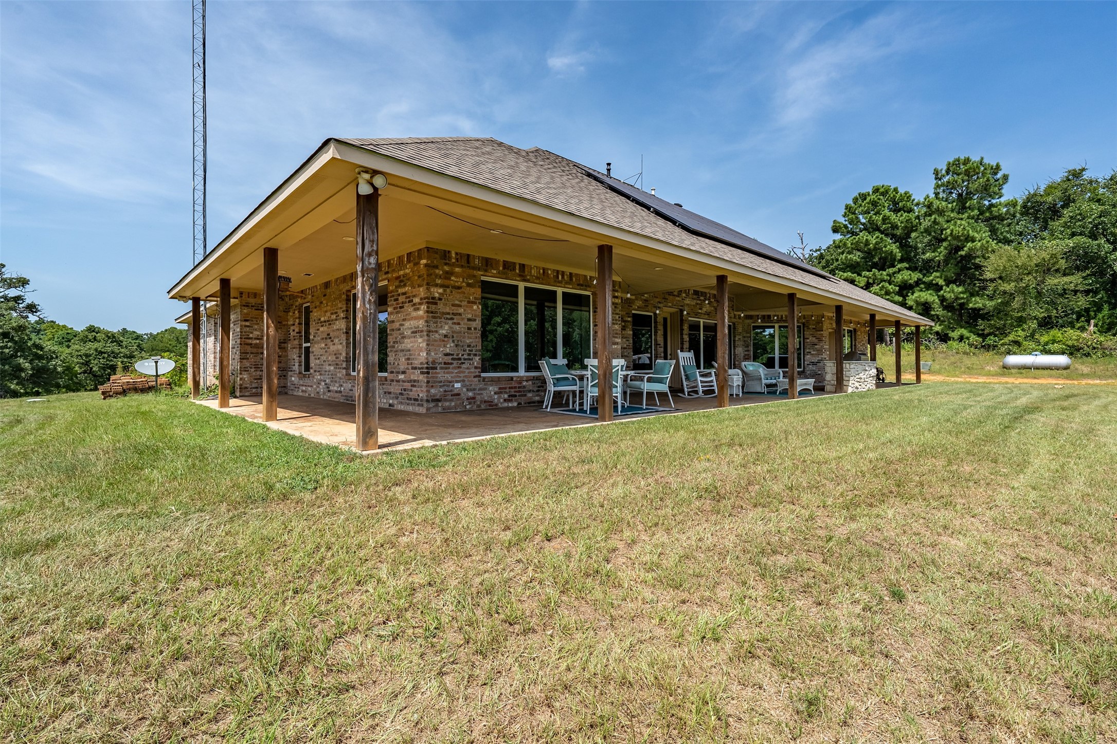 16045 County Road 1130 Flint TX 75762