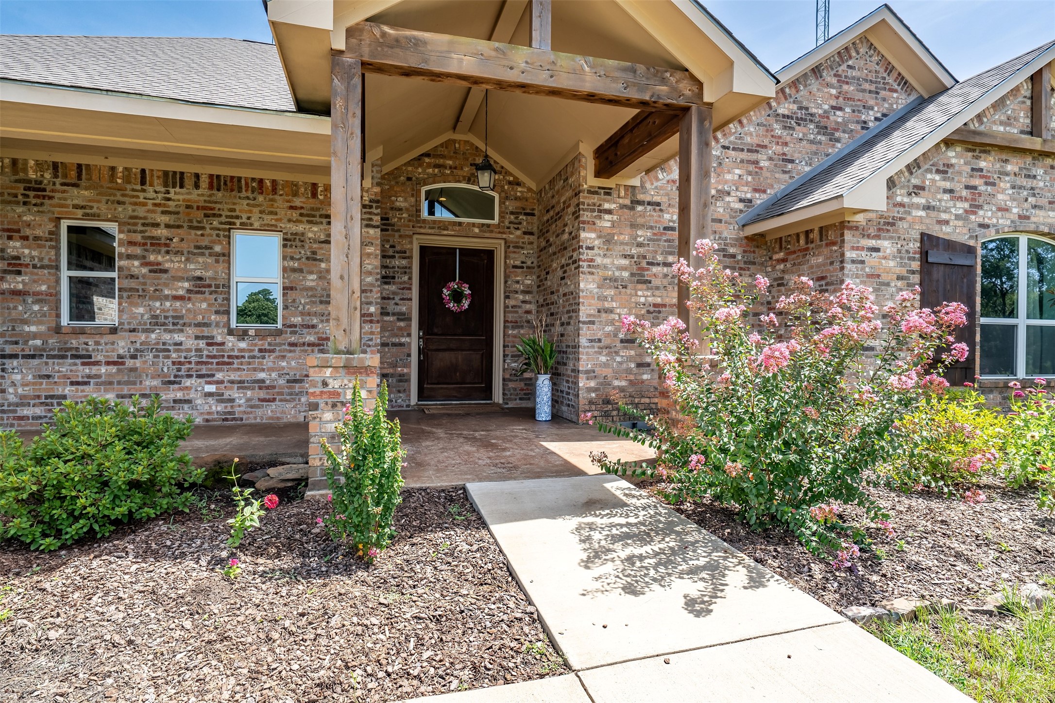16045 County Road 1130 Flint TX 75762