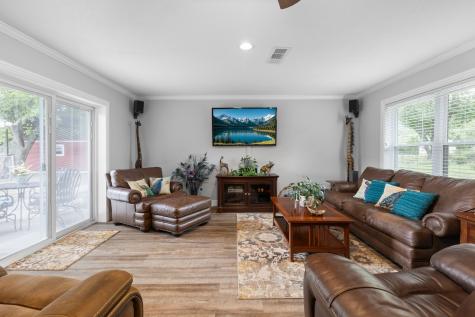 2812 Mccarley Drive Commerce TX 75428