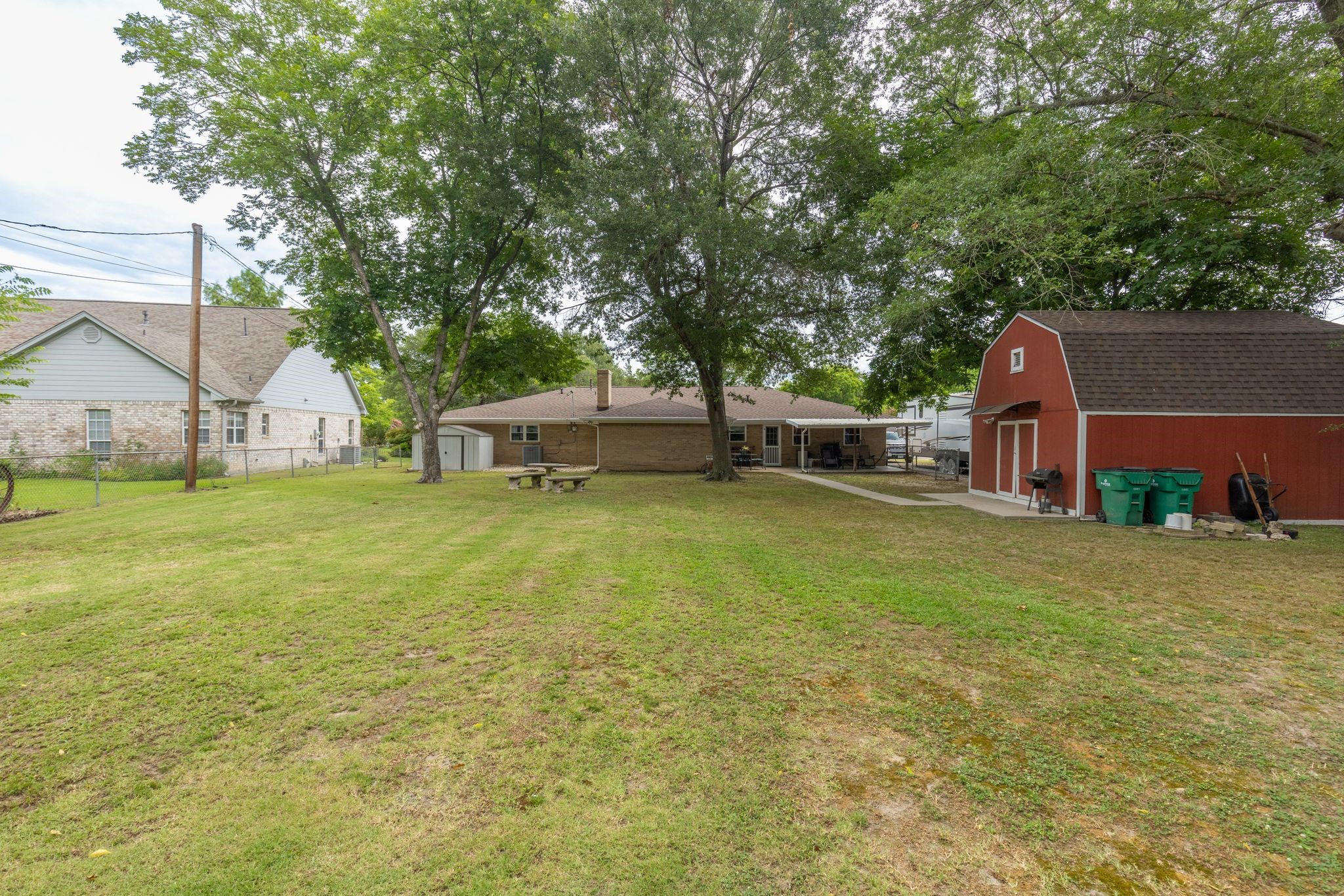 2812 Mccarley Drive Commerce TX 75428