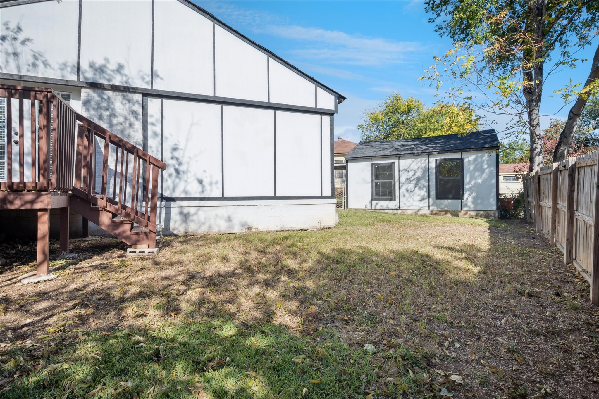 2717 El Tivoli Drive Dallas TX 75211