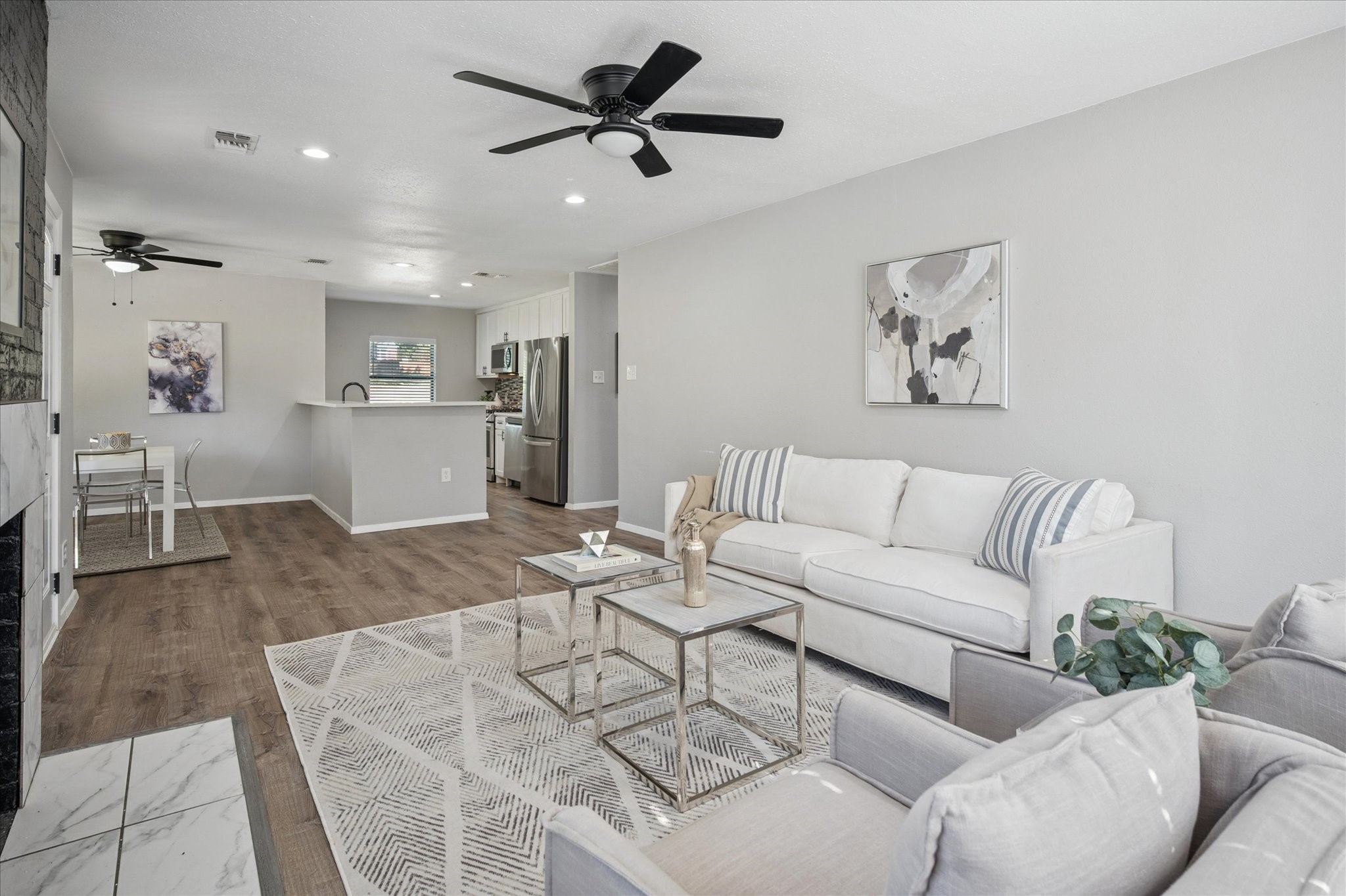 2717 El Tivoli Drive Dallas TX 75211