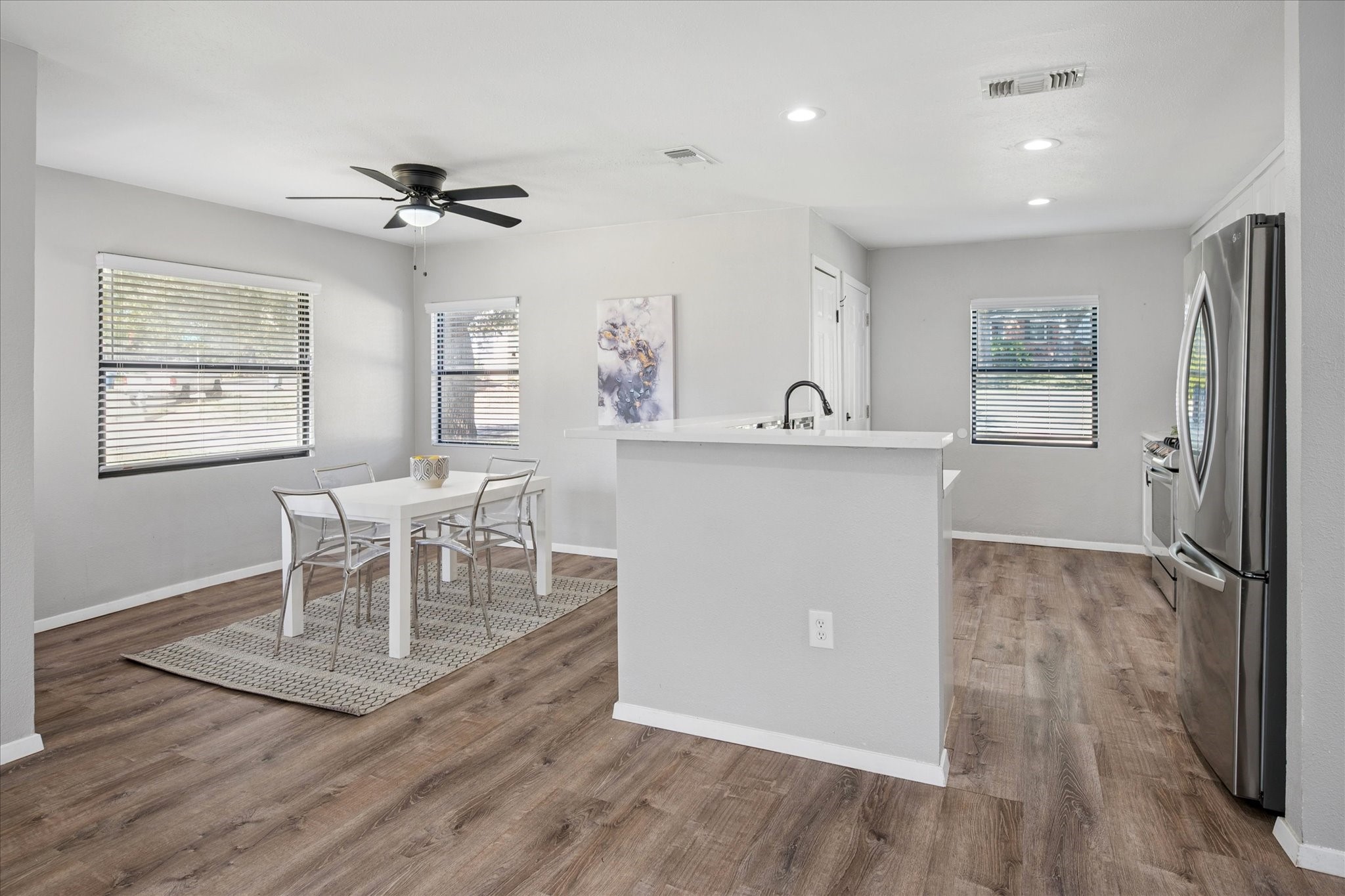 2717 El Tivoli Drive Dallas TX 75211