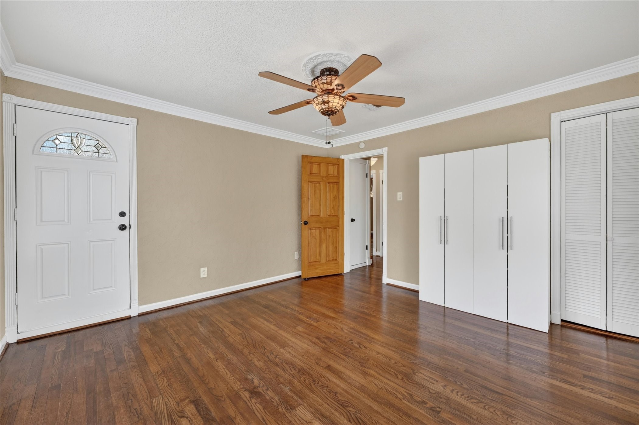 3319 Irwindell Boulevard Dallas TX 75211