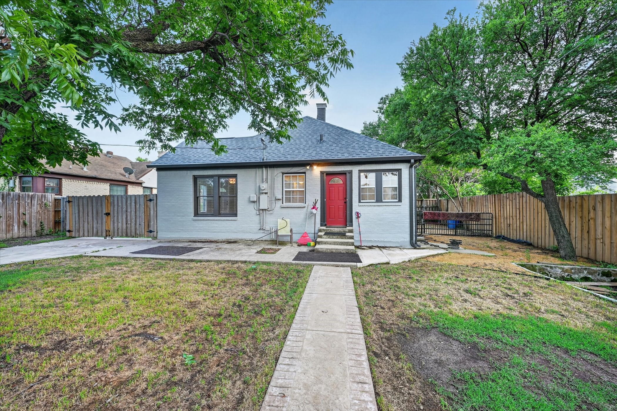 3319 Irwindell Boulevard Dallas TX 75211
