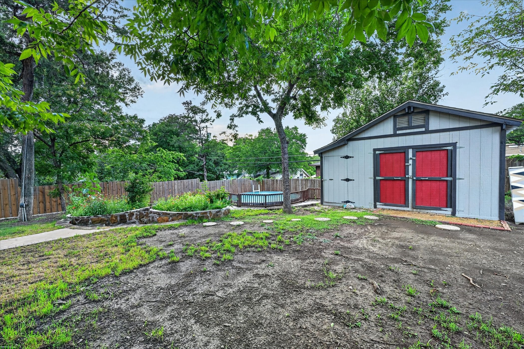 3319 Irwindell Boulevard Dallas TX 75211