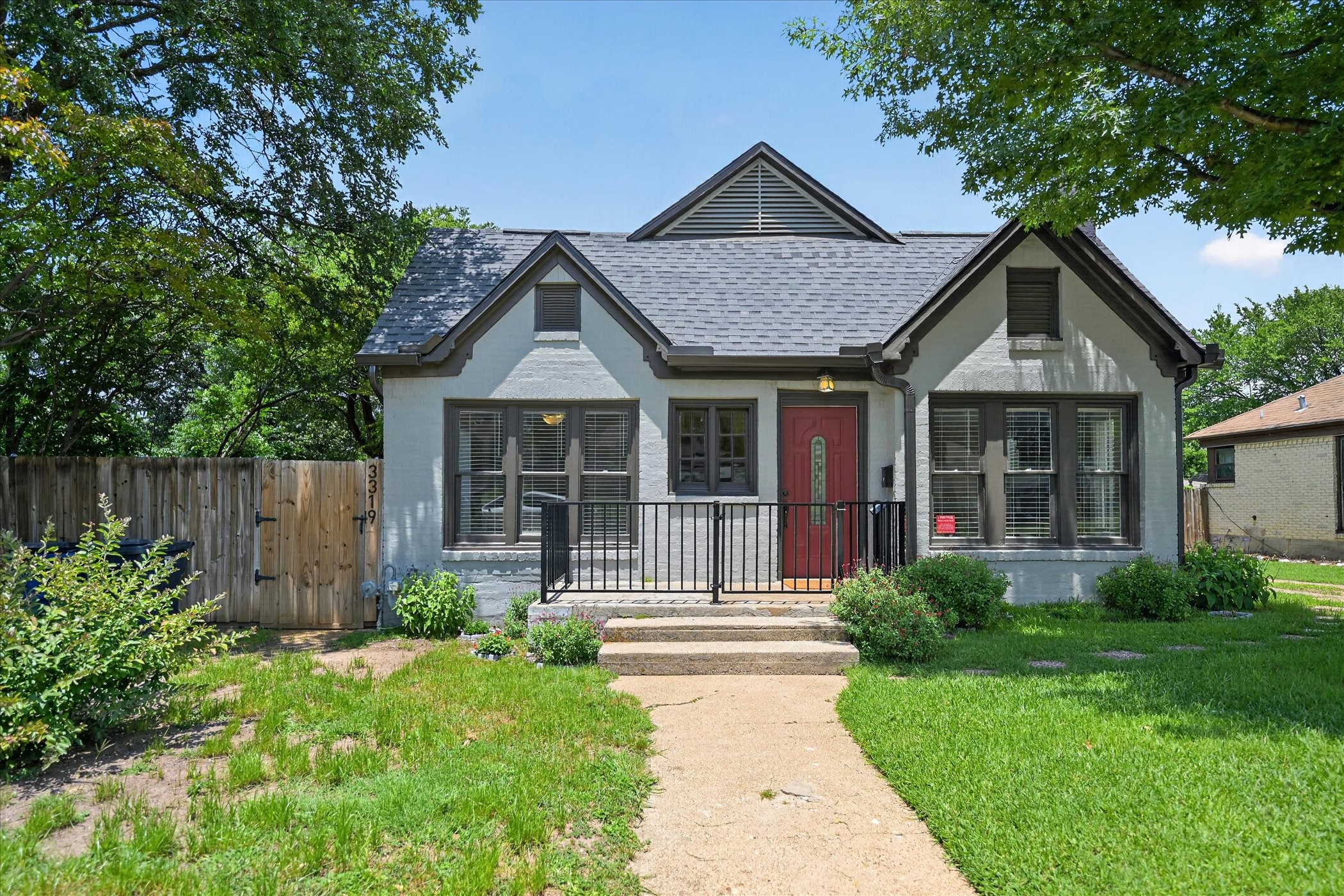 3319 Irwindell Boulevard Dallas TX 75211