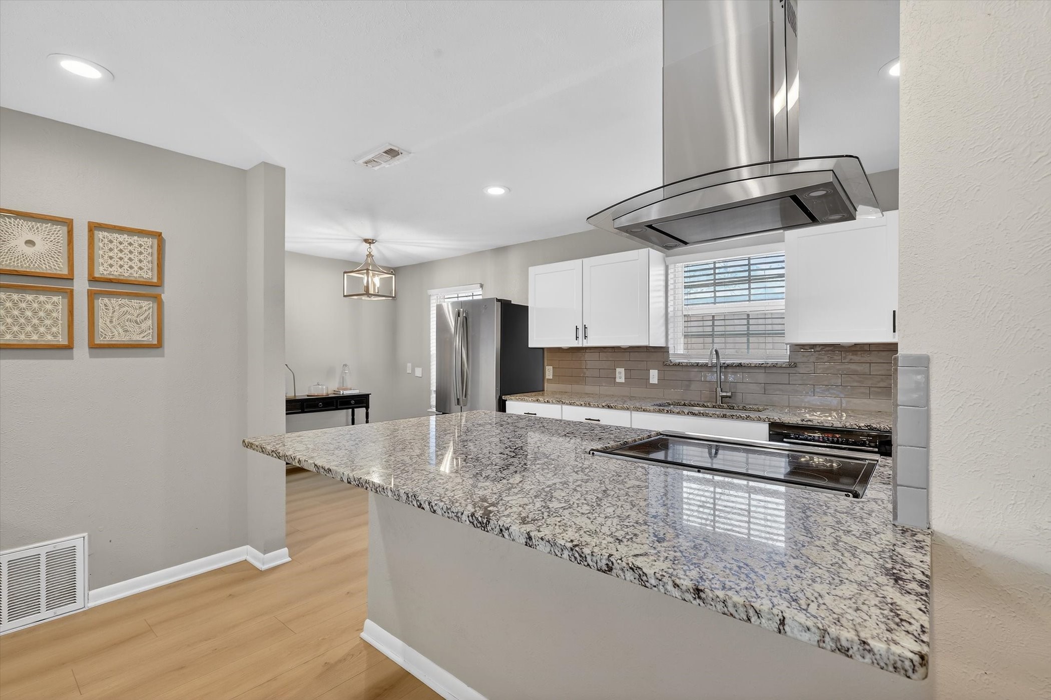 2920 Sharpview Lane Dallas TX 75228