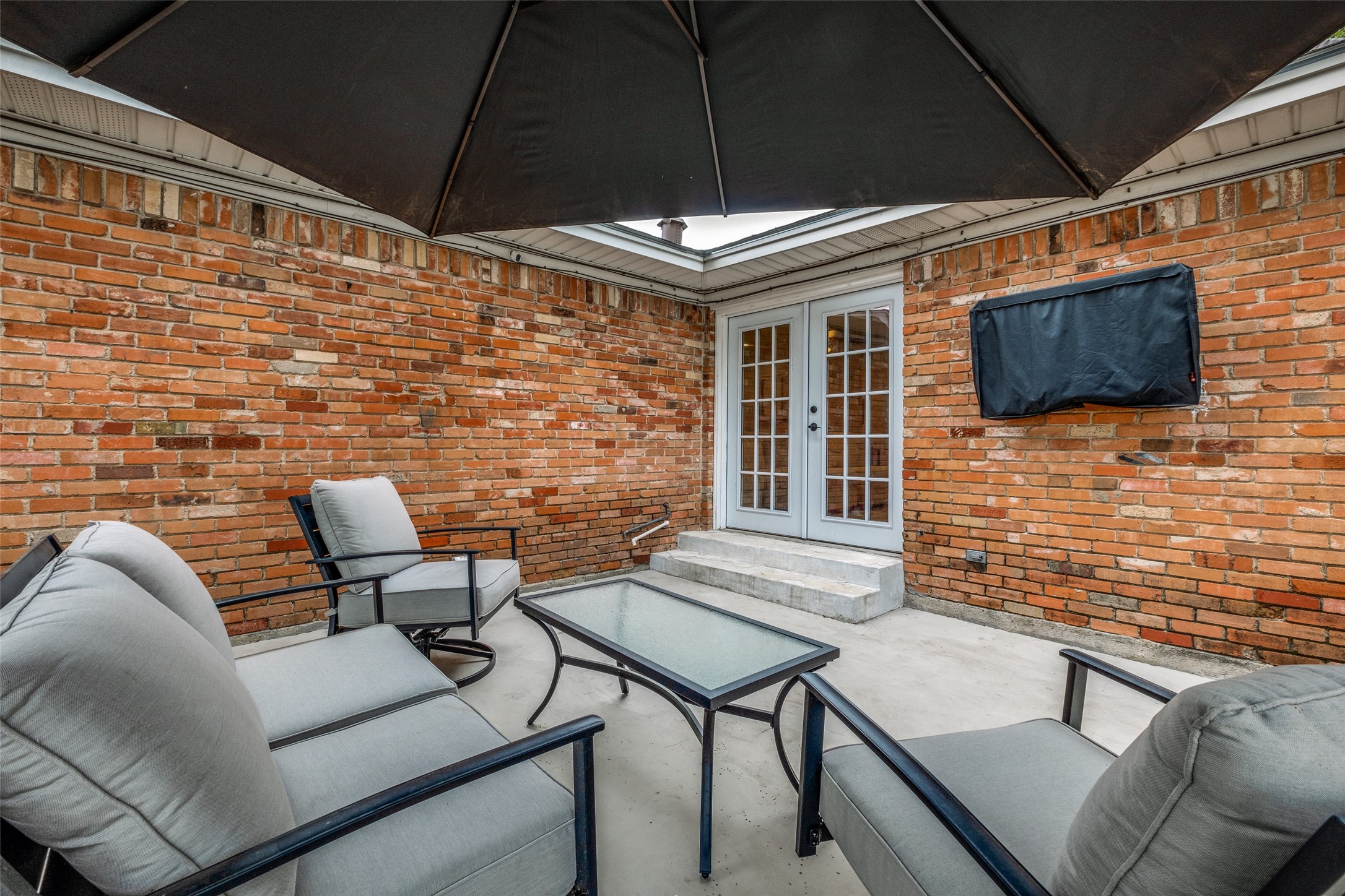 2920 Sharpview Lane Dallas TX 75228