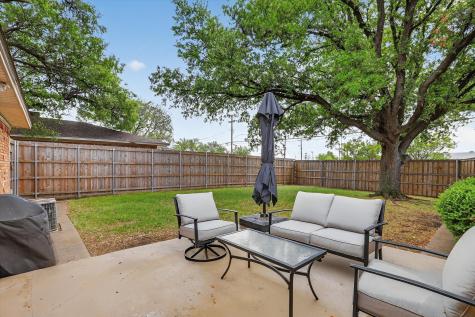 2920 Sharpview Lane Dallas TX 75228