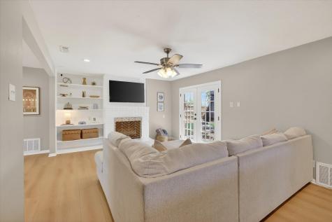 2920 Sharpview Lane Dallas TX 75228