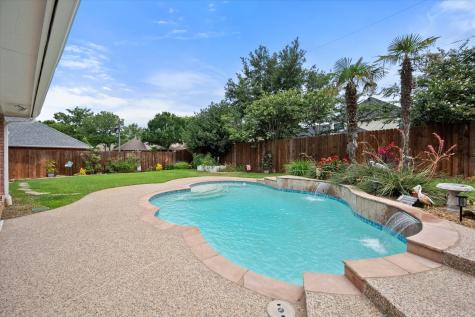 3315 Summergrove Drive Arlington TX 76001