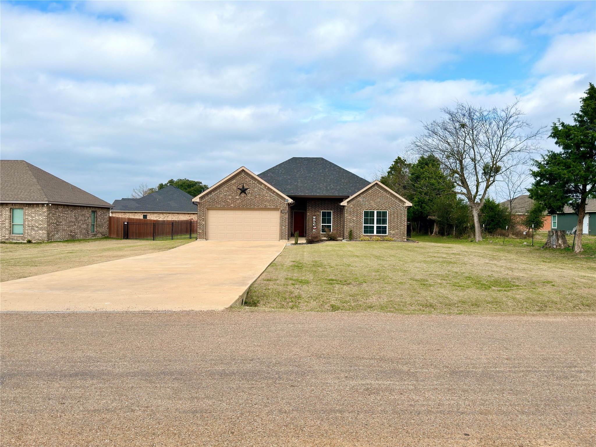 2232 Samuel Street Mabank TX 75147
