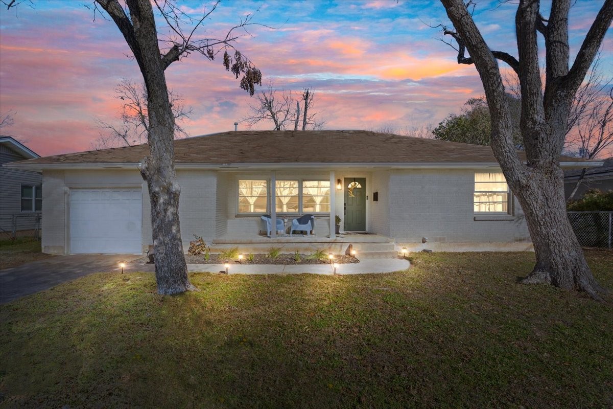 1307 N 62nd Street Waco TX 76710