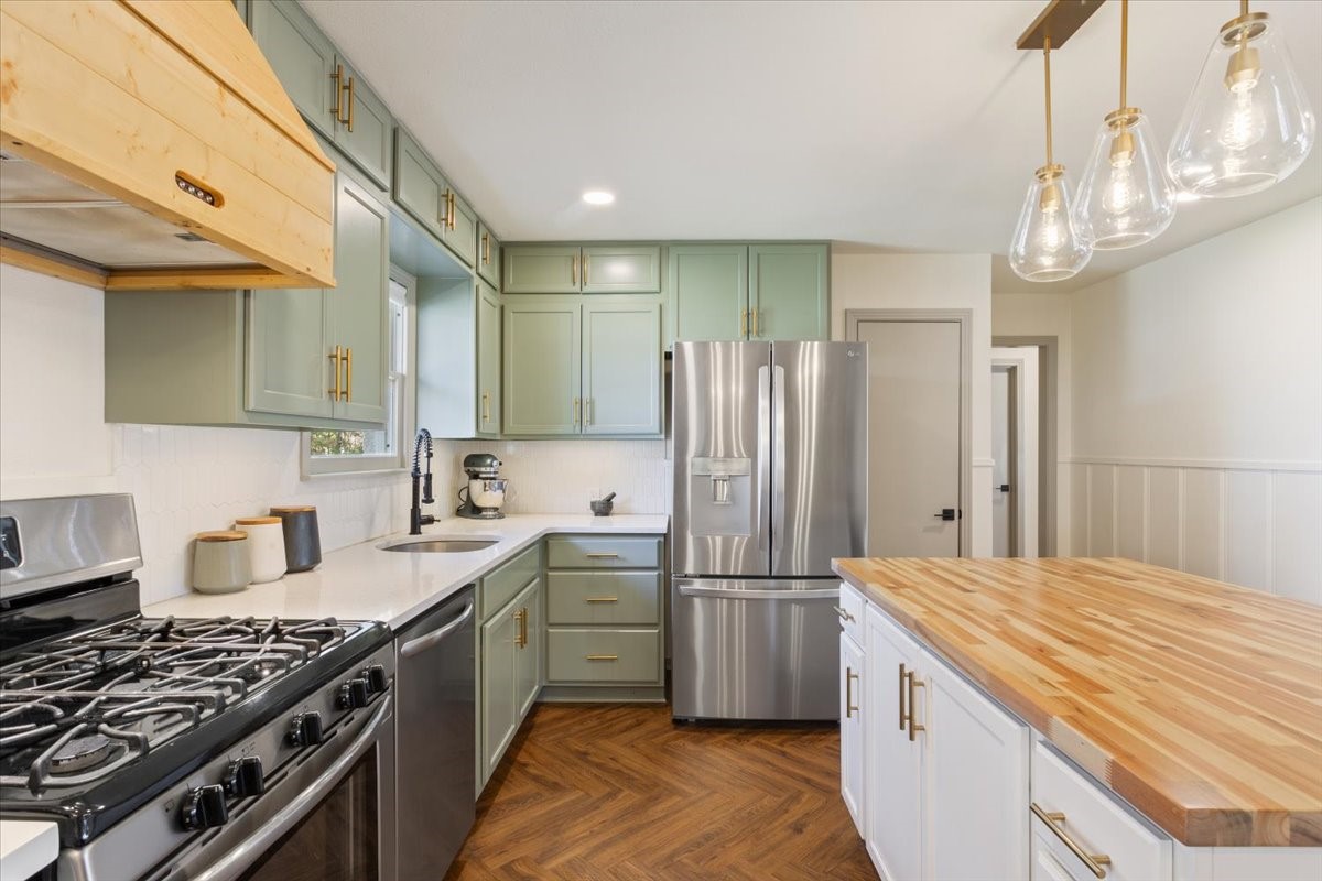 1307 N 62nd Street Waco TX 76710