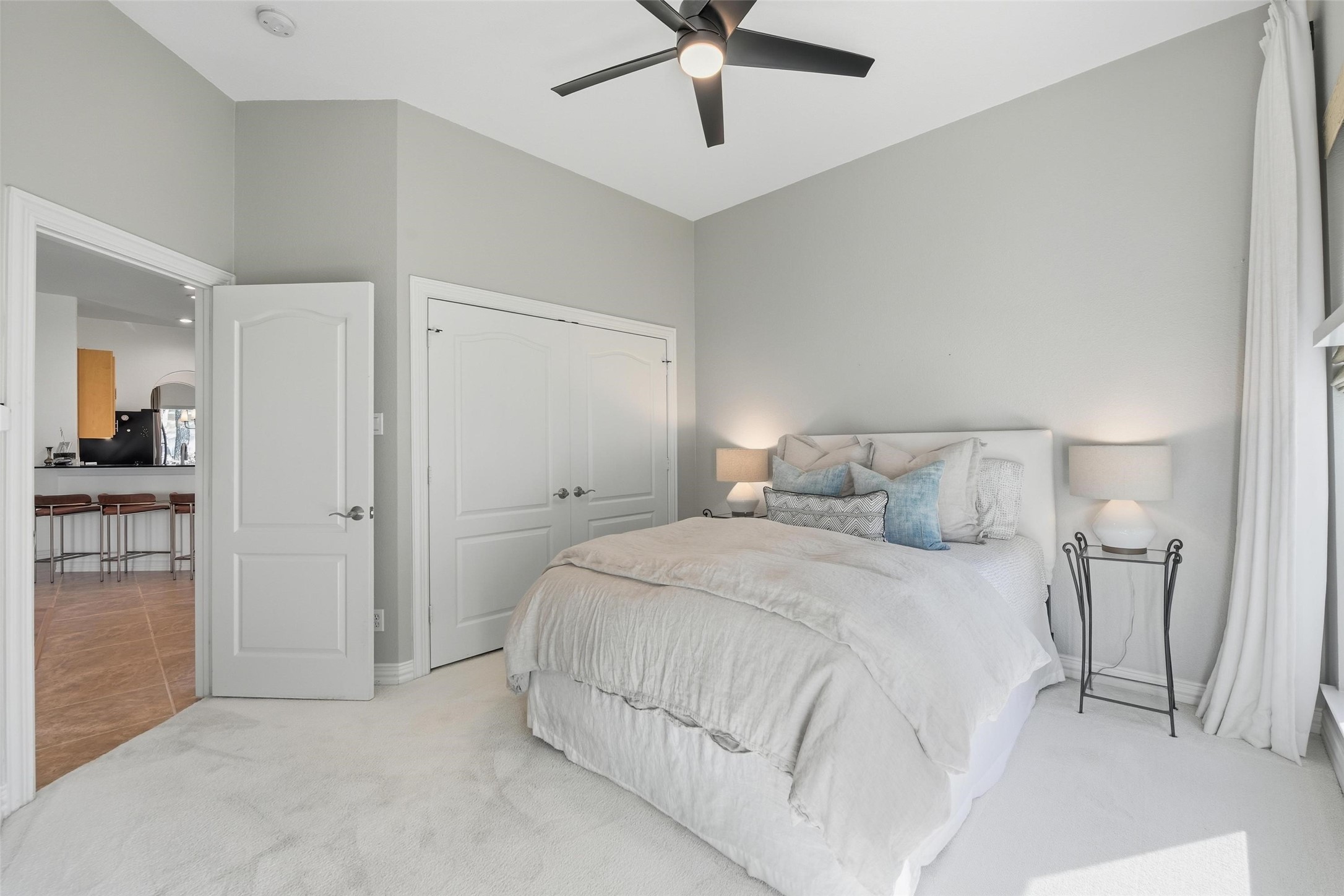 6100 Forest Lane Fort Worth TX 76112