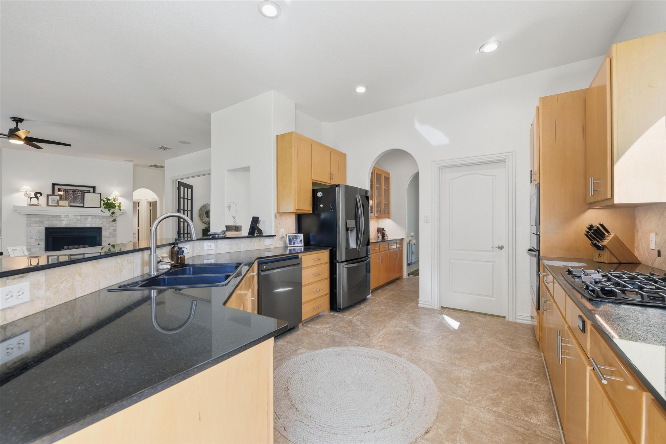6100 Forest Lane Fort Worth TX 76112