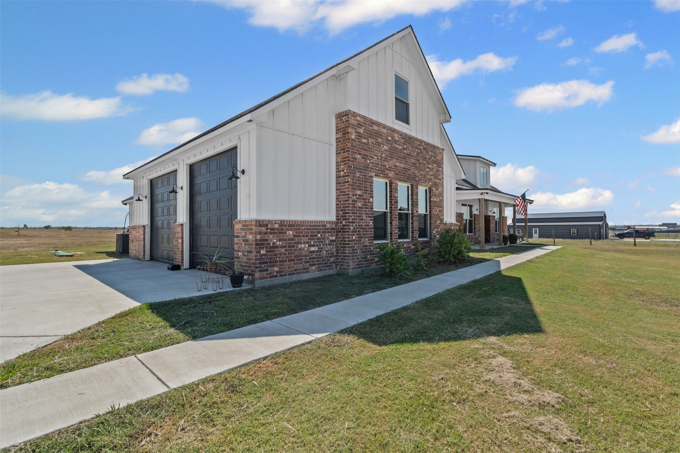 2350 County Road 1104 Cleburne TX 76031