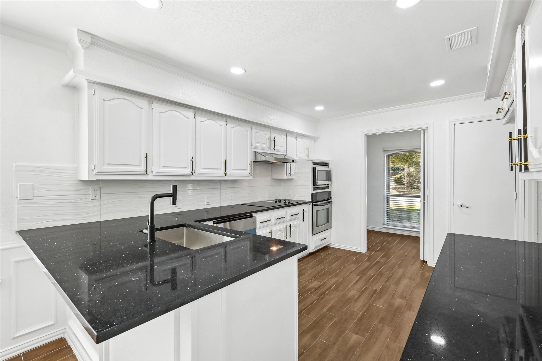 6300 Topaz Way Plano TX 75023