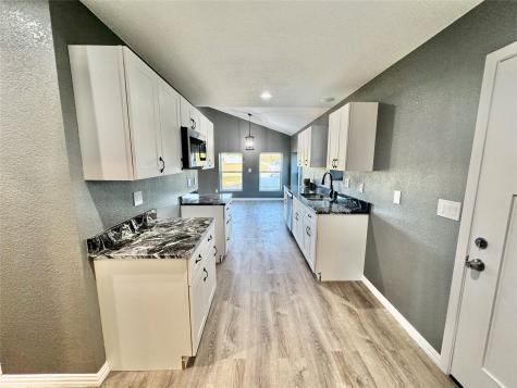200 Lois Circle Granbury TX 76049