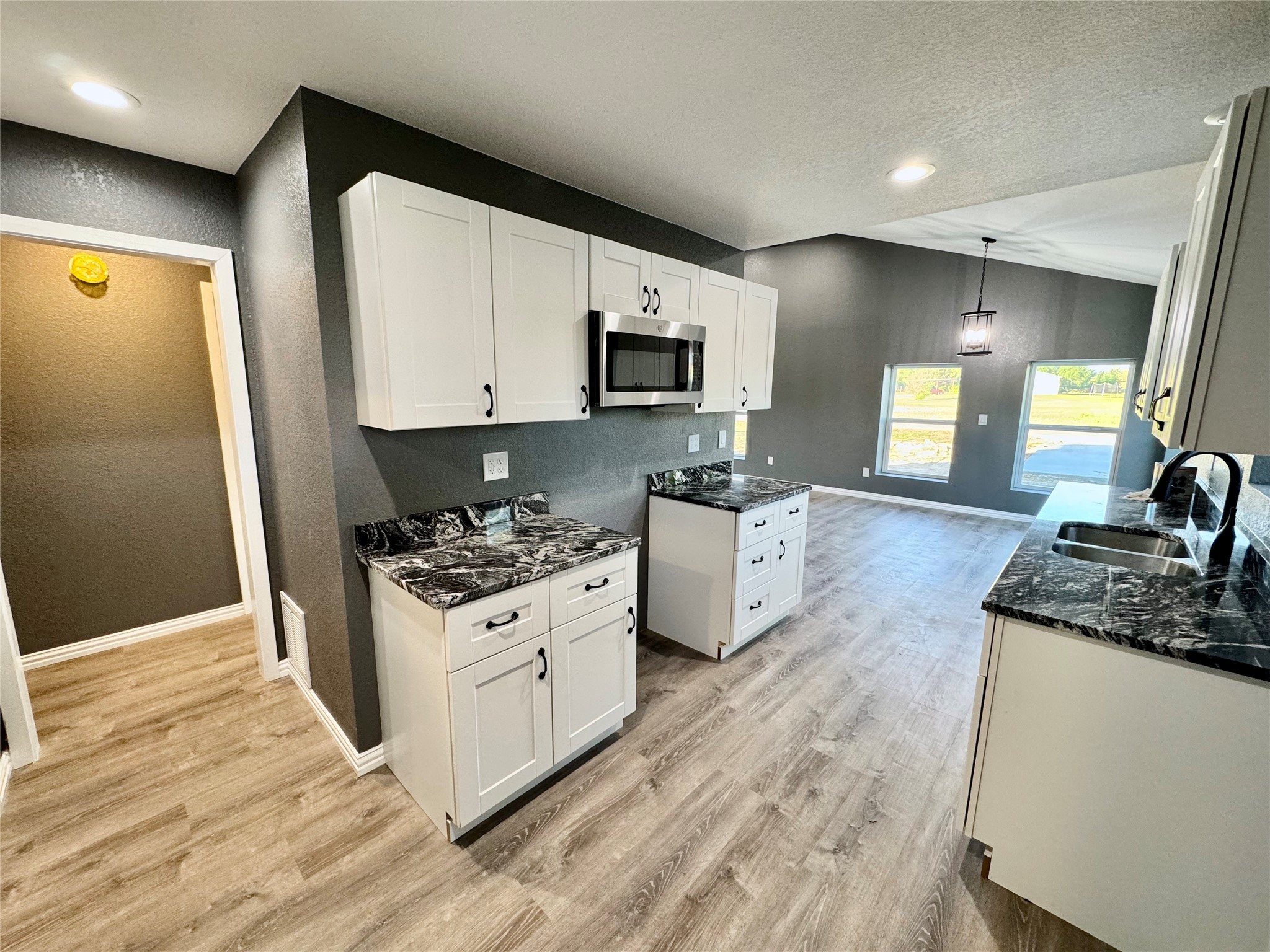 200 Lois Circle Granbury TX 76049
