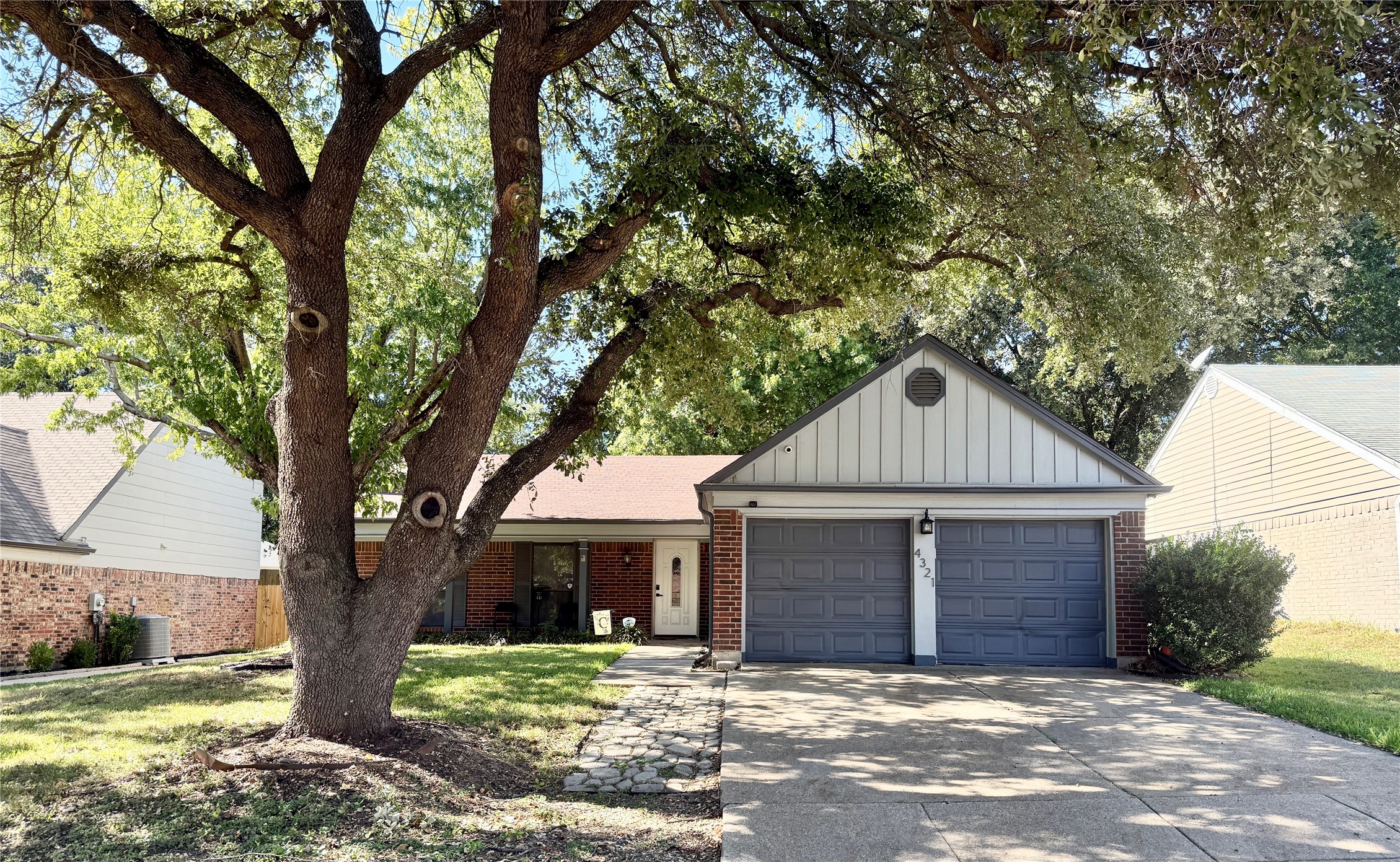 4321 Winchester Court Grand Prairie TX 75052