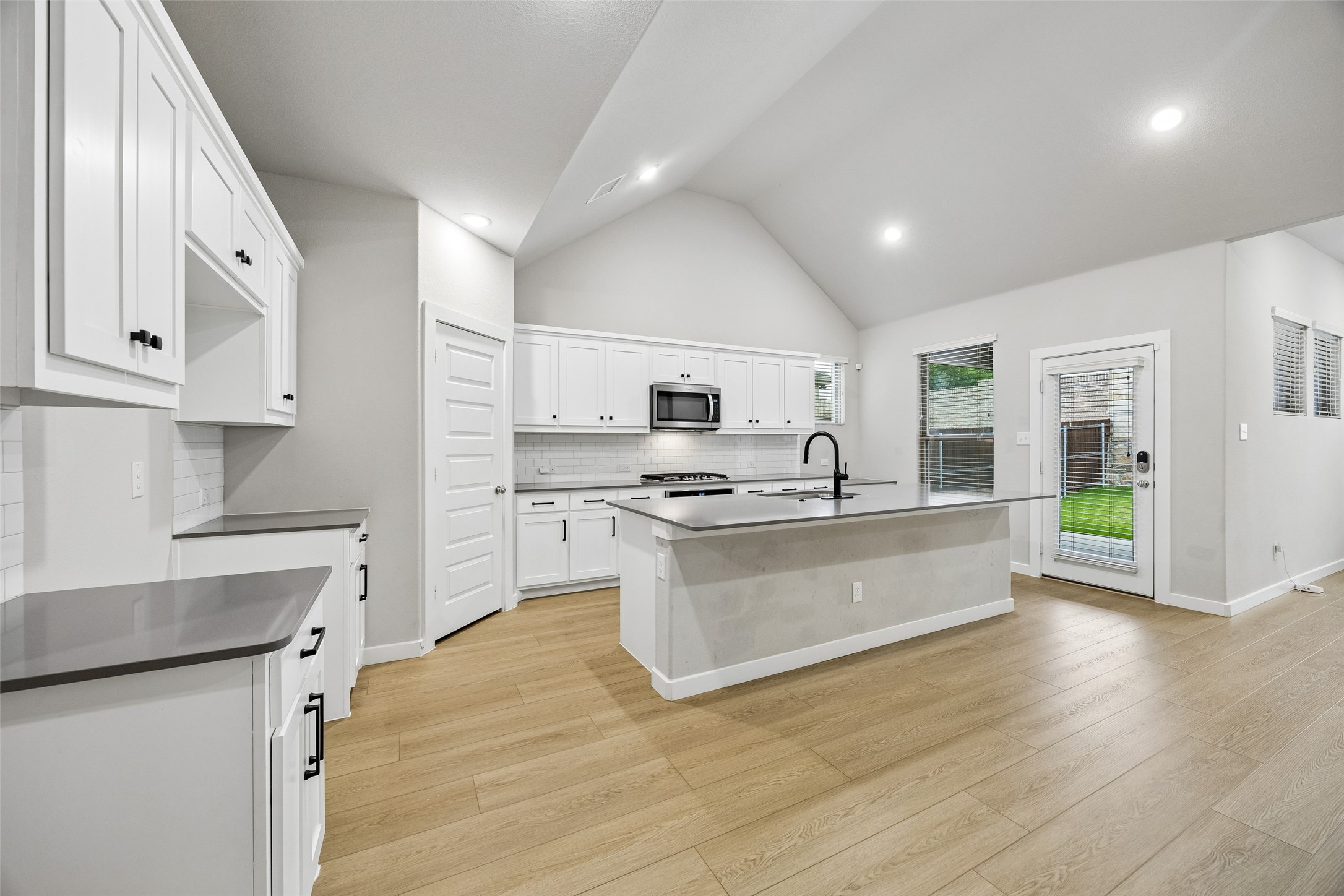 5213 Bellhurst Drive Princeton TX 75071
