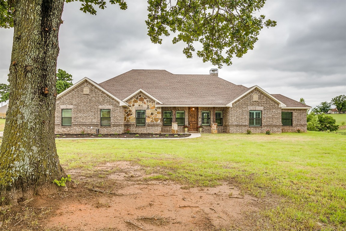 601 W N Woody Road Azle TX 76020