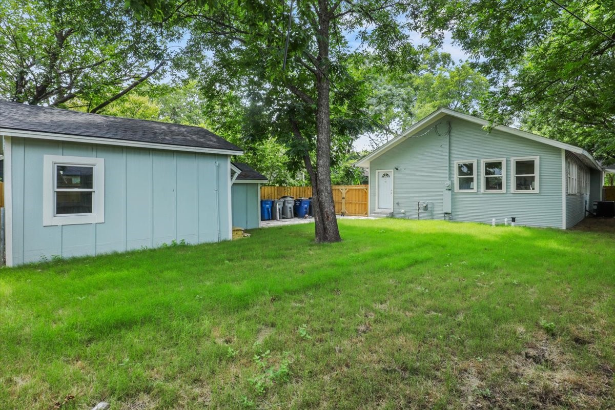 5914 Victor Street Dallas TX 75214