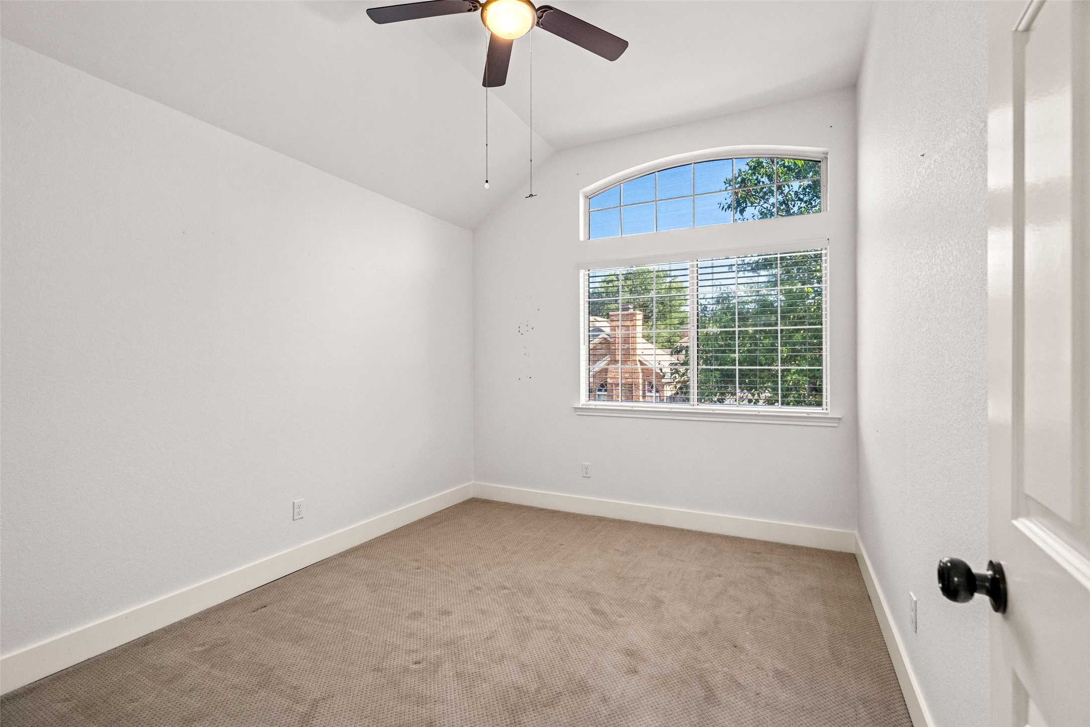 381 Arbor Lane Euless TX 76039