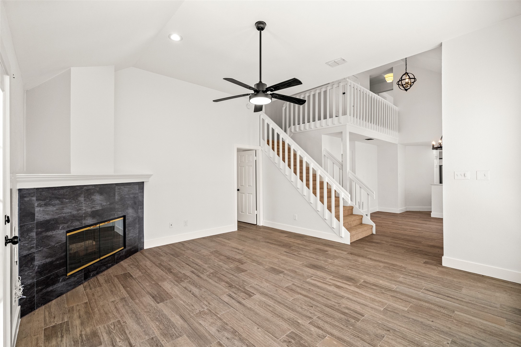 381 Arbor Lane Euless TX 76039